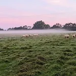 Ferme De Franqueville * Sainte-Marie-du-Mont (Manche)
