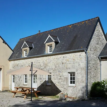 Ferme De Franqueville * Sainte-Marie-du-Mont (Manche)